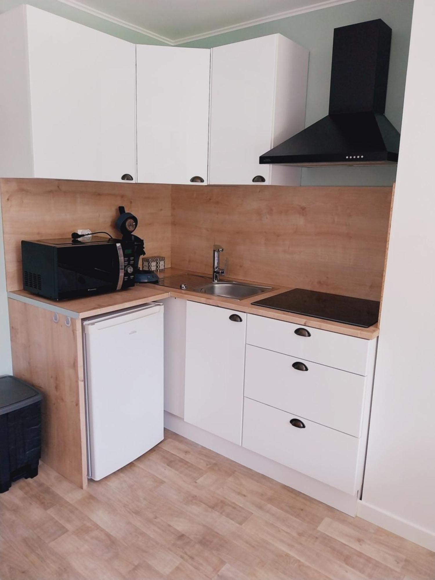 Superbe Grand Studio Tout Confort Avec Exterieur Poussan Bagian luar foto