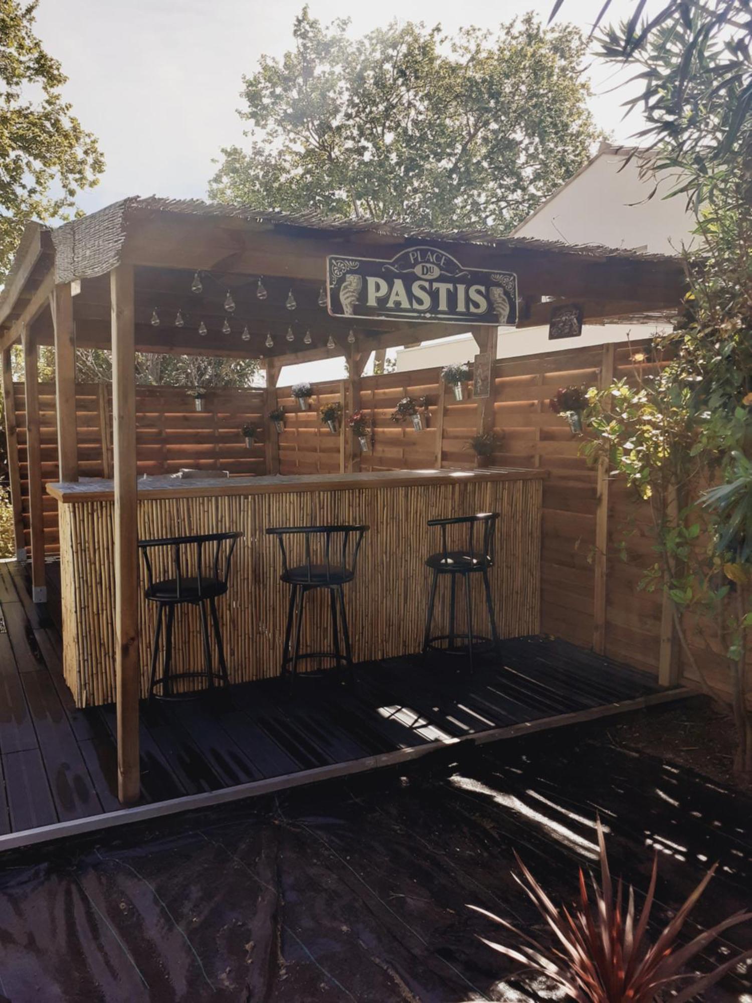 Superbe Grand Studio Tout Confort Avec Exterieur Poussan Bagian luar foto